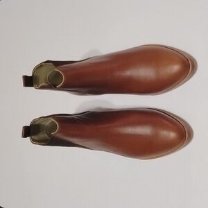 Nisolo Eva Day Chelsea Boots